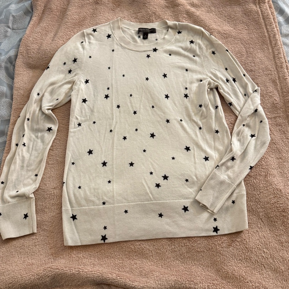 Banana Republic Cream Sweater with Black Stars